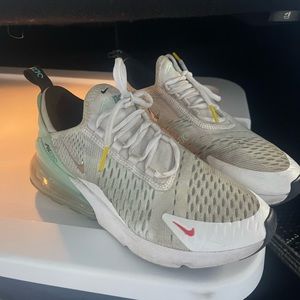 Nike AirMax 270